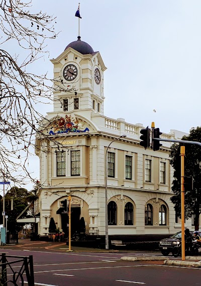 ポンソンビー・ロードのおしゃれなカフェとブティック