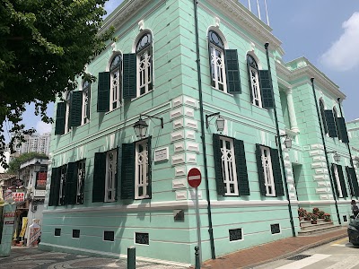 タイパ村の官也街とパステルカラーの建物