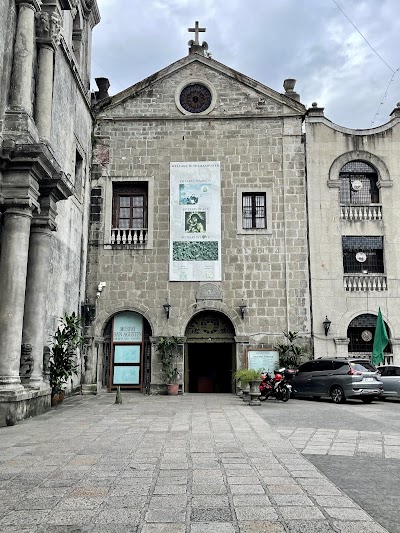 世界遺産サン・アグスティン教会のバロック様式の内装