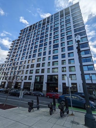 パールディストリクトのレンガ倉庫とギャラリー