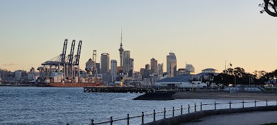デボンポートの港とビクトリア朝の建物