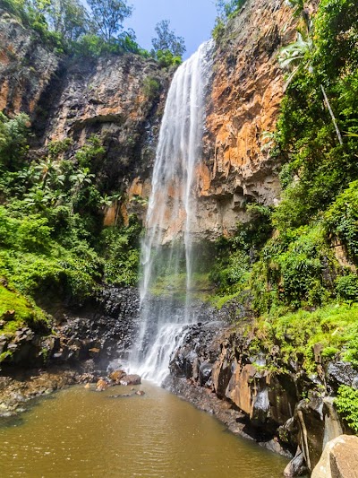 スプリングブルック国立公園のパーリングブルック滝