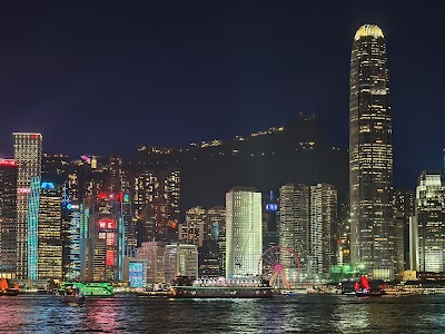 シンフォニー・オブ・ライツで輝くビクトリア湾